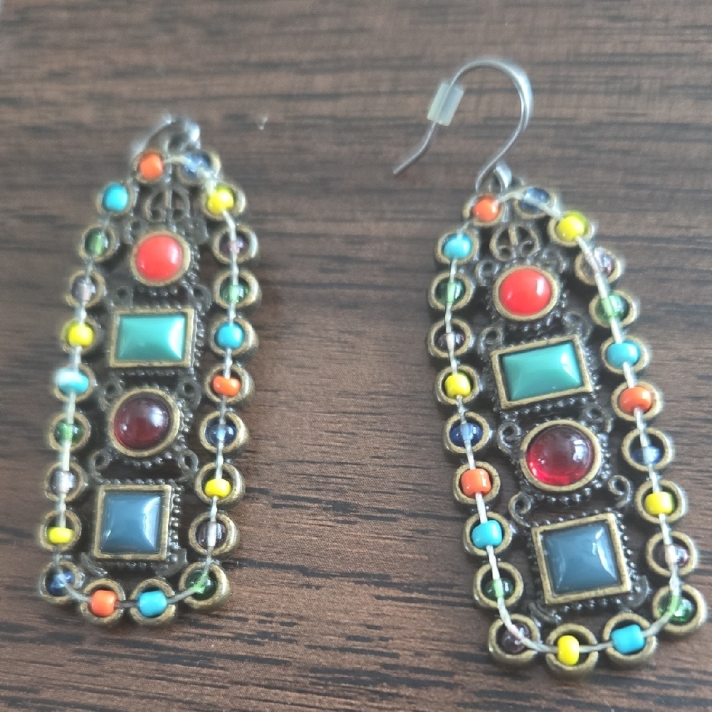 Vintage-Inspired Multicolor Dangle Earrings - Picture 2 of 4